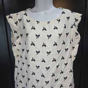 Betsey's B&W Ribbon Blouse Sz L